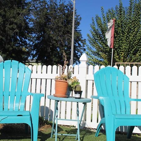 240 Usc Turquoise House Bed & Breakfast Los Angeles Exterior foto